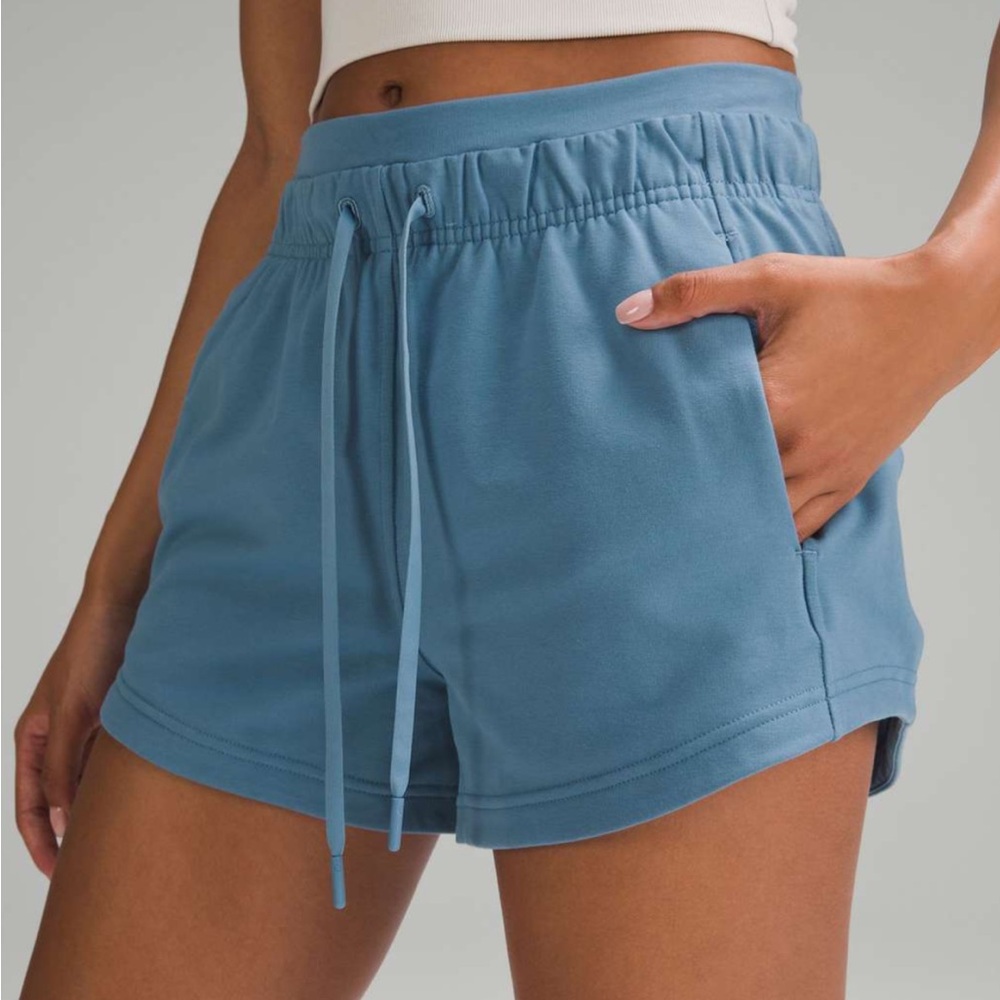Lululemon Inner Glow High-Rise Short 3"